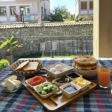 Villa Zoi A Stay To Remember I Located Inside The Castle Of Elbasan, On A Historic Roman Road Via Egnatia I Homemade Breakfast Exterior foto